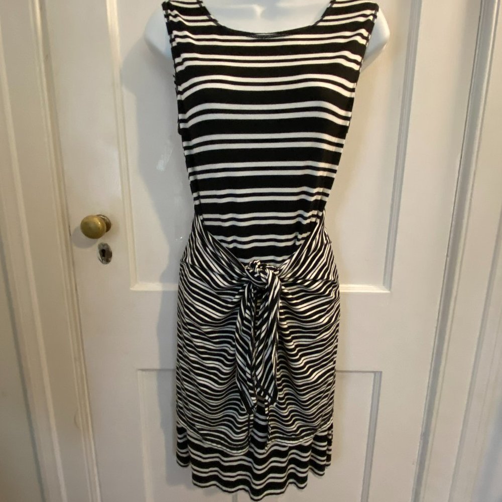 Max Studio Black and White Striped, Scoop Neck, Sleeveless Dress, Size S